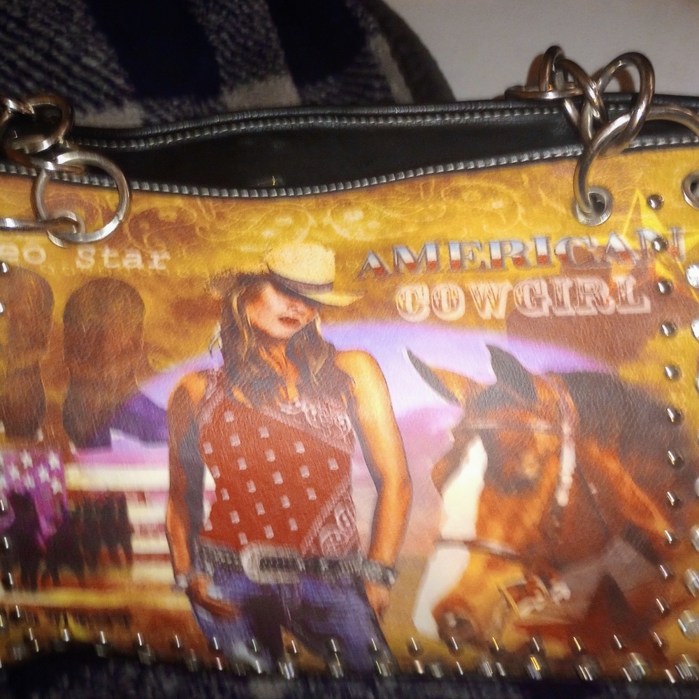 Conceal and carry hand bag new